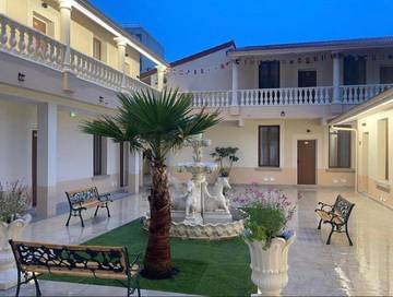 Hôtel pour 2 personnes, avec terrasse ainsi que jacuzzi et sauna dans Stade de France