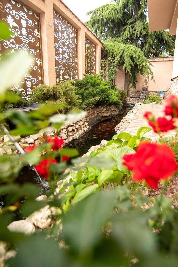 Maison d’hôte pour 4 personnes, avec terrasse et jardin dans Constanța