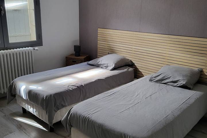 Location de vacances pour 8 personnes, avec balcon et jardin à Villedieu - 3