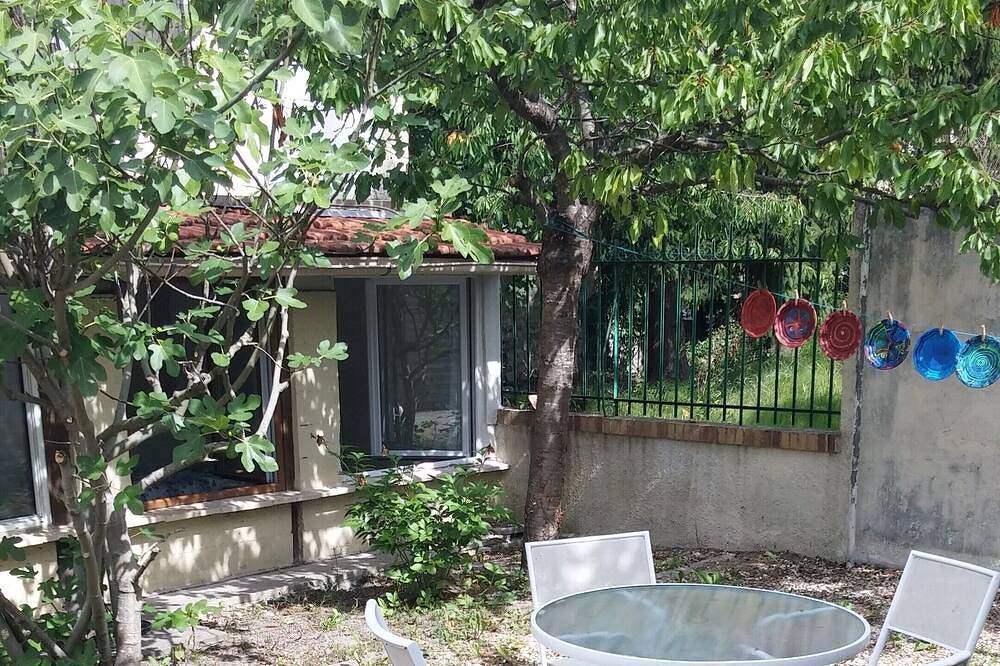 Chambre dans colocation sympa au bord d une rivière in Pontoise, Val-d'Oise