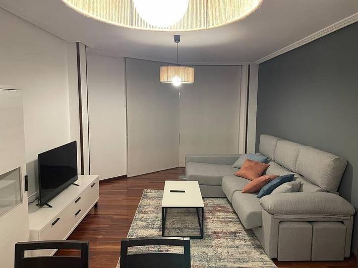 Gîte pour 8 personnes, avec balcon à Ames