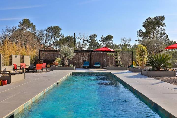 Chambre d’hôte pour 2 personnes, avec piscine ainsi que vue et jardin à Saint-Paul-en-Forêt - 2