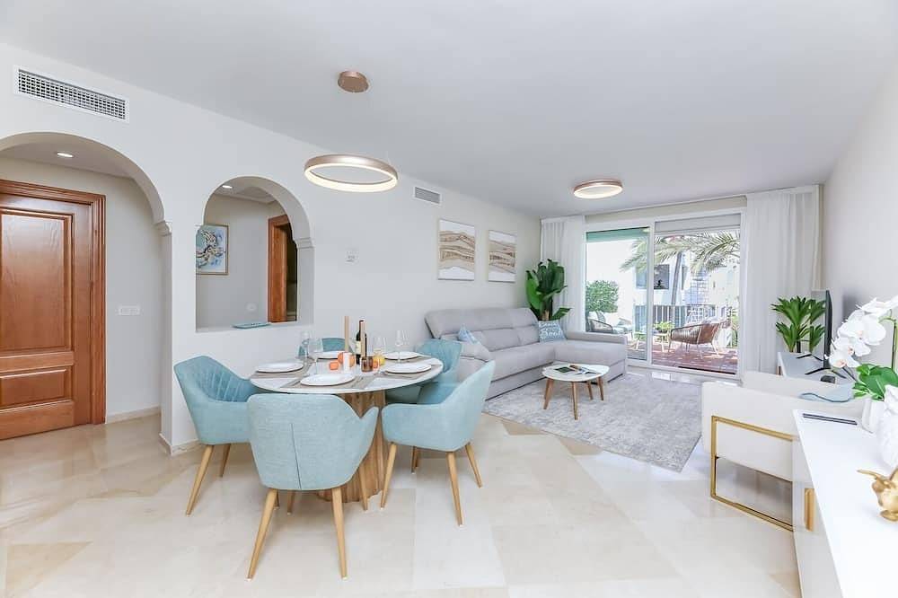 Entire apartment, Paradise at Costalita beachfront apartment in Triangulo de Costalita, Estepona