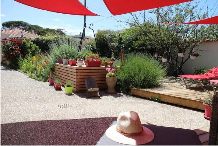Maison d’hôte pour 2 personnes, avec terrasse et jardin