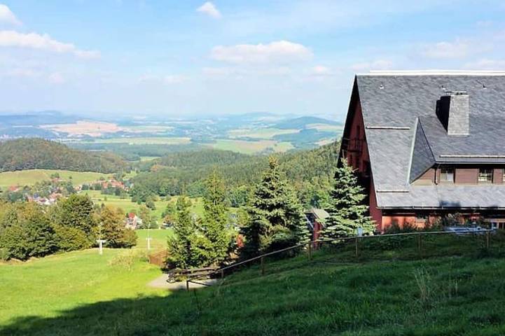 Ferienhaus für 2 Personen, mit Sauna und Garten in Großschönau