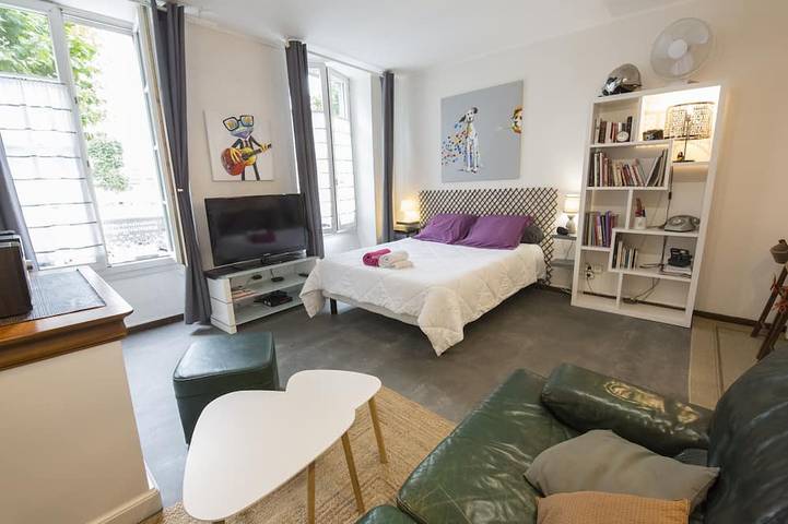 Ganze Wohnung, Großes Studio 36m2 nach Süden ausgerichtet und grenzt an den Platz Marcadieu in Tarbes, Hautes-Pyrénées
