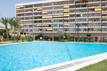 Apartamento De Vacaciones para 4 Personas en Playa El Bajondillo, Torremolinos, Foto 1