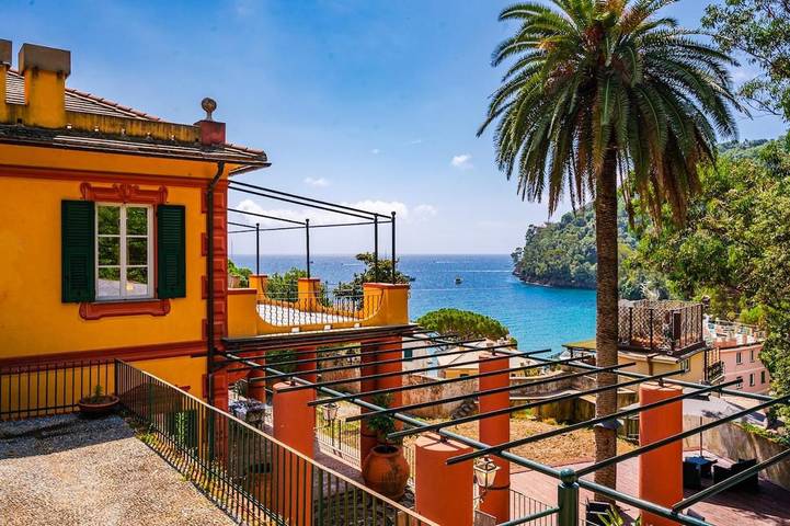 Location de vacances pour 6 personnes, avec terrasse et vue, animaux acceptés dans Paraggi