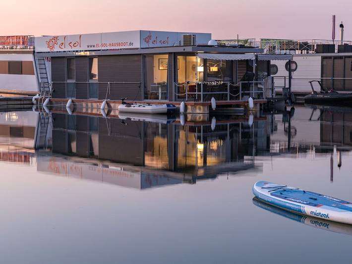 Hausboot mit 1 Schlafzimmer in Braunsbedra, Saale-Unstrut