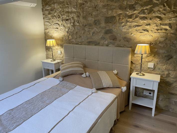 Gîte pour 9 personnes, avec piscine