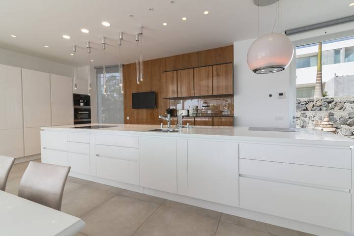 Villa pour 10 personnes, avec balcon ainsi que jardin et vue, adapté aux familles à Adeje - 4