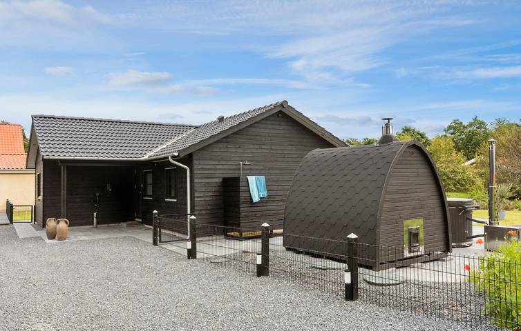 Ferienhaus für 8 Personen, mit Terrasse und Garten sowie Sauna in Lyngsbæk Strand - 3