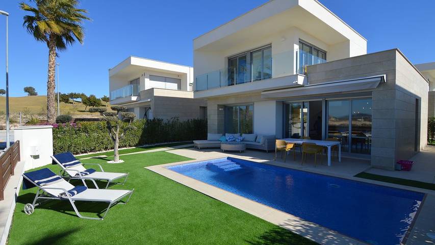 Villa pour 8 personnes, avec piscine et jardin à Orihuela