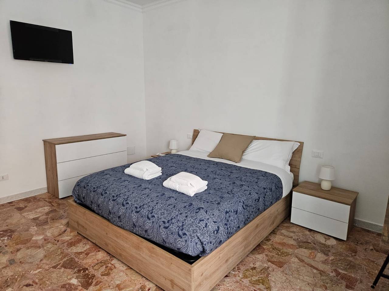 Stendardi's House - Stanza 2 Bagno Esterno in Roma, Provincia di Roma