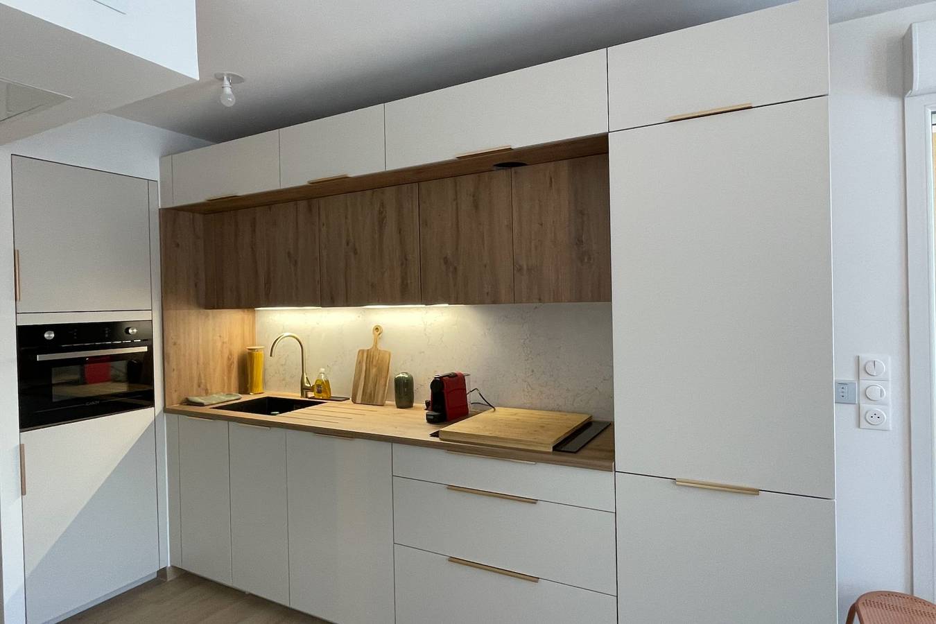 Studio entier, Studio moderne - terrasse - piscine in Villeneuve-Loubet, Région de Cannes