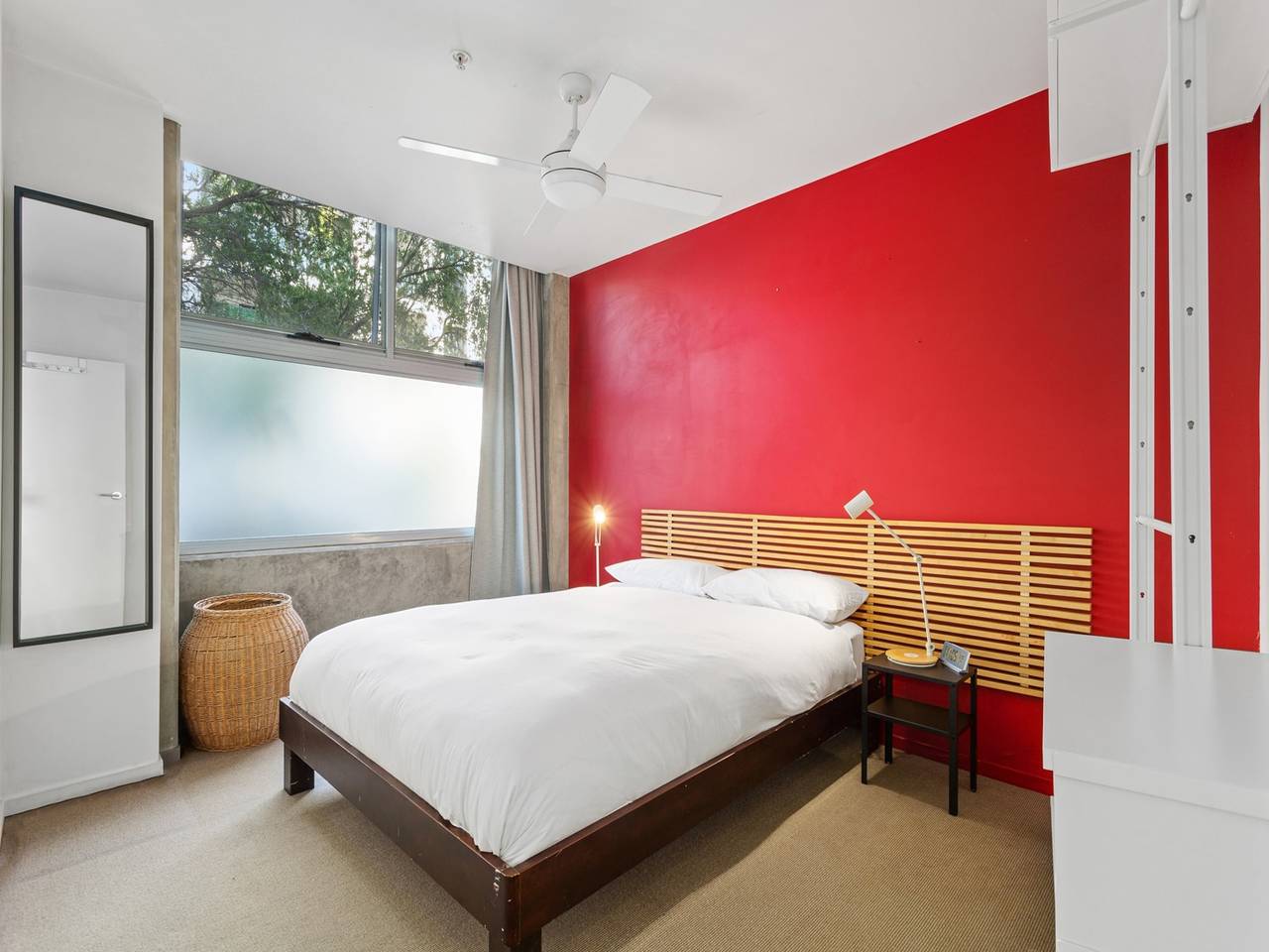 Entire apartment, Chic 1-Bed Apartment in the Heart of Newtown in Newtown (Sydney), Sydney