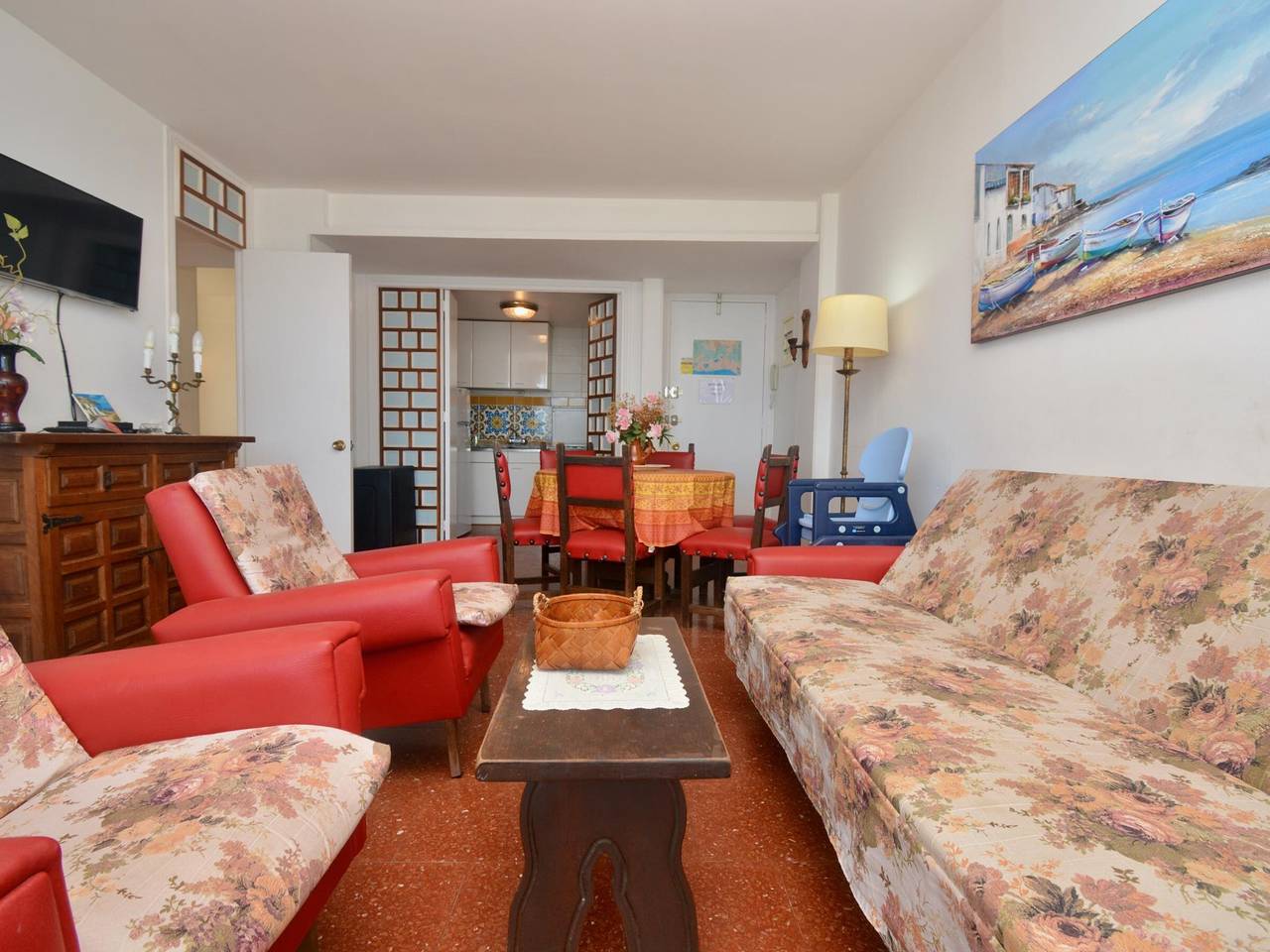 Entire apartment, 2-bedroom apartment with terrace, sea view and parking in Platja d'Aro in Platja d'Aro, Costa Brava