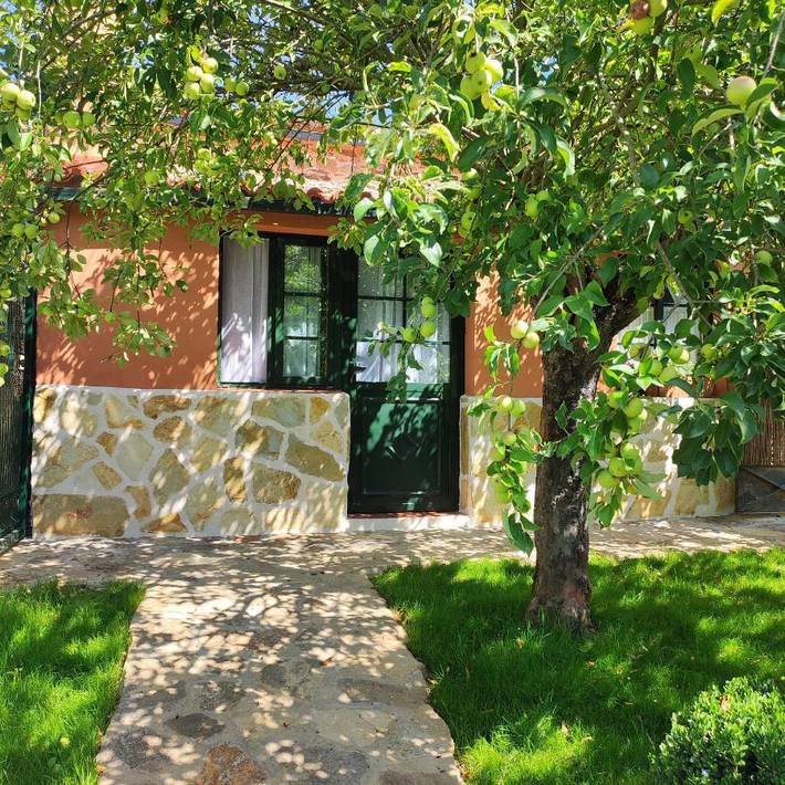 Casa rural para 3 personas, con jardín y vistas, Se admiten mascotas en Galicia - 4