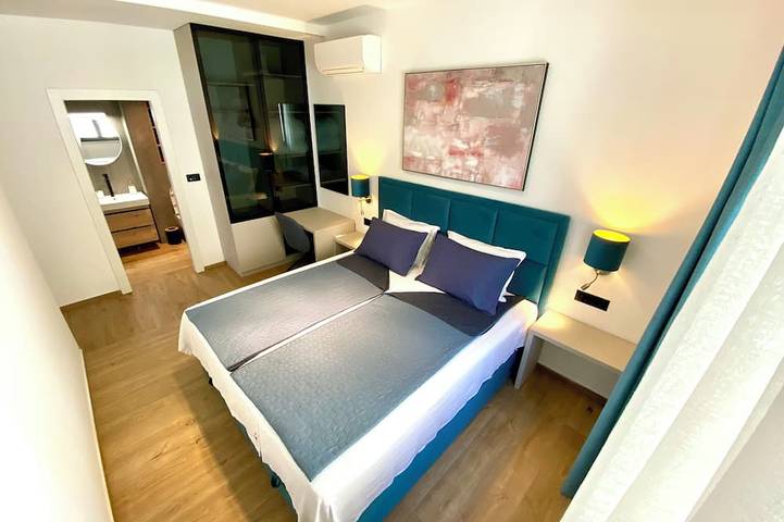 Villa für 4 Personen, mit Terrasse und Garten in Split - 2