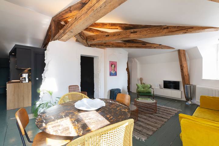 Appartement entier, Le Grand Amerval - avec vue sur la vieille ville in Nancy, Région de Nancy