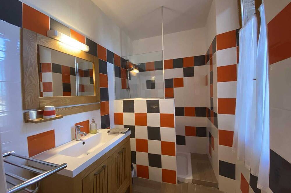 Mas almes - St-Hippolyte in Saint-Hippolyte (Languedoc-Roussillon), Côte d'Améthyste