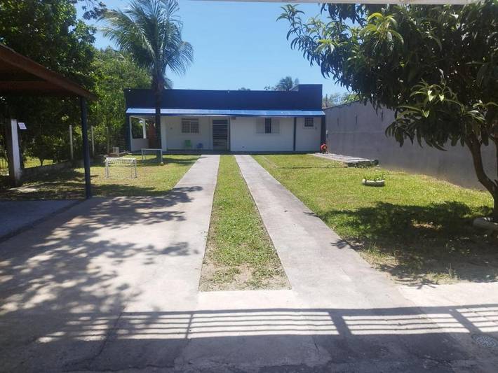 Casas e apartamentos de temporada para 10 pessoas, com jardim em Porto Novo