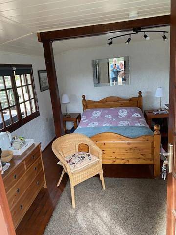Chambre d’hôte pour 2 personnes, avec vue ainsi que jardin et terrasse, animaux acceptés