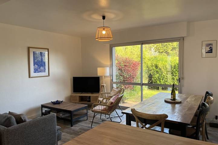 Location de vacances pour 6 personnes, avec jardin, animaux acceptés dans Plage Kerambigorn