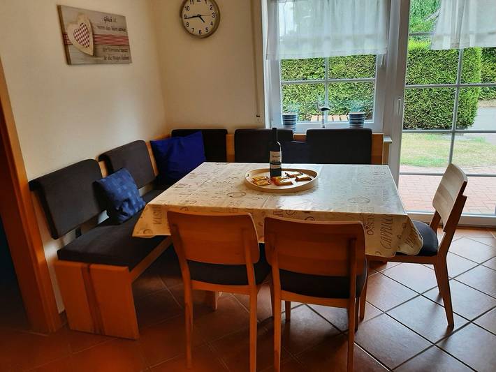 Ferienhaus für 8 Personen, mit Terrasse und Garten in Norden - 3