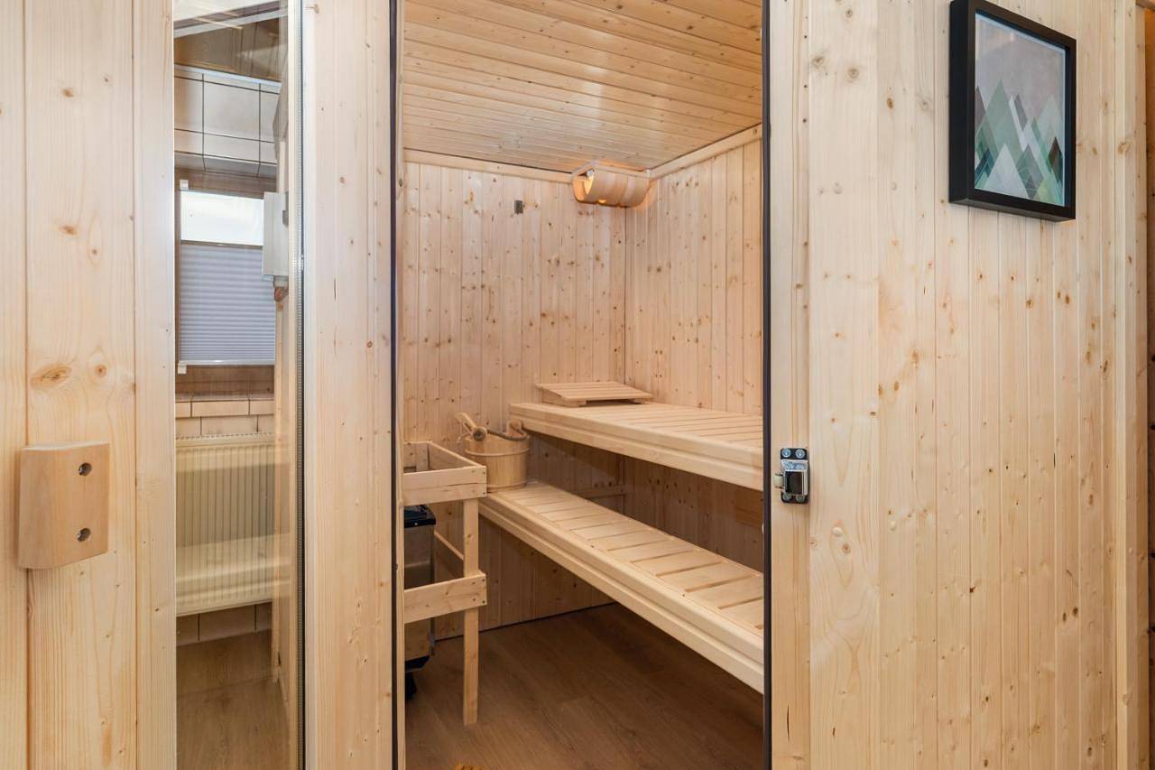House Velmont - Sauna, Kamin, Garten, Grill, Garage, 20min Winterberg in Hallenberg, Hochsauerlandkreis
