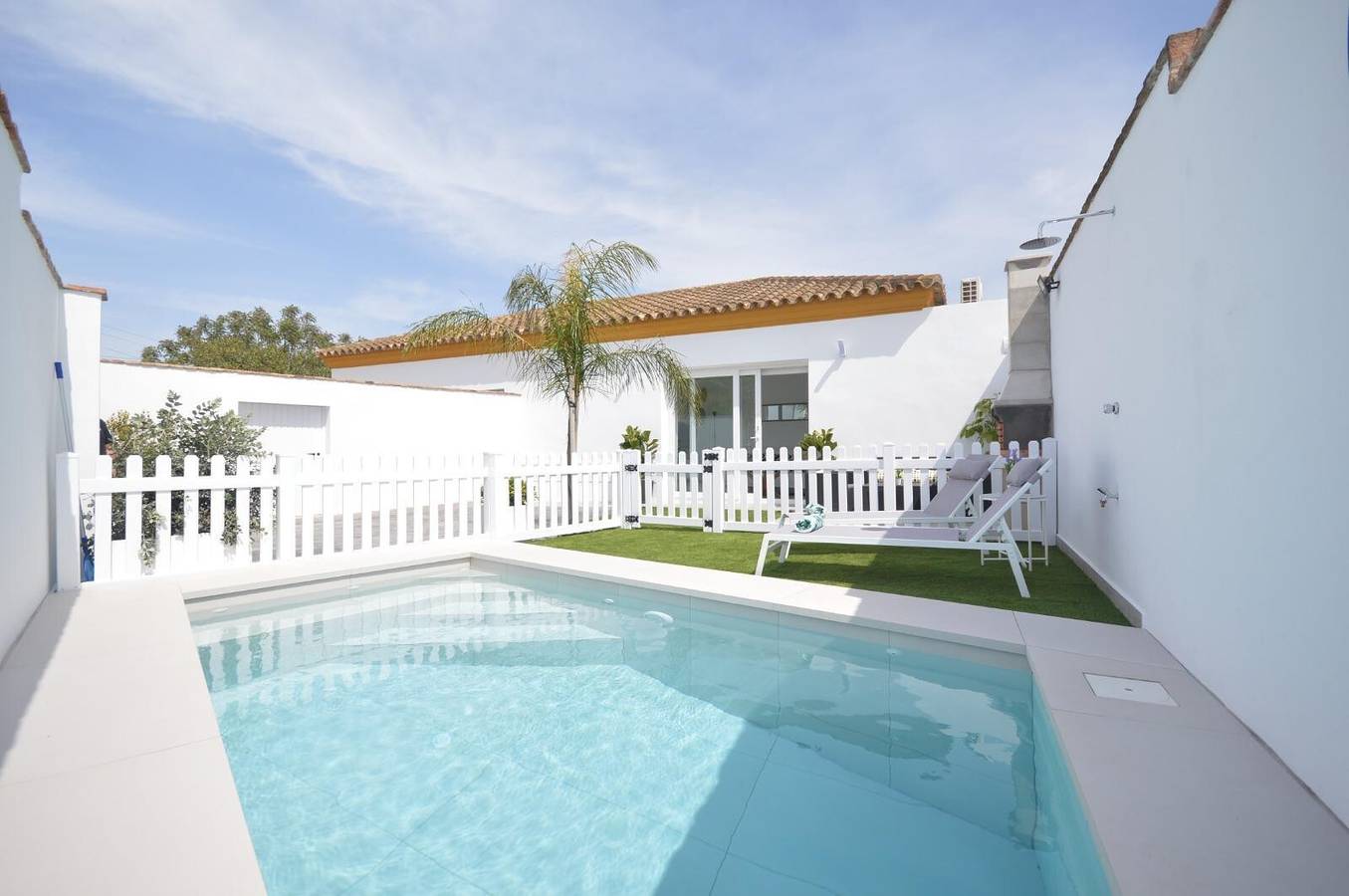 Casa de vacaciones 'Casa Turquesa' con piscina privada, Wi-Fi y aire acondicionado in Conil de la Frontera, Costa de la Luz