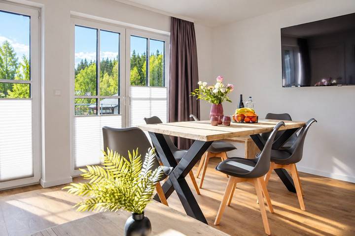Ferienwohnung für 6 Personen, mit Balkon und Terrasse sowie Ausblick in Winterberg - 3