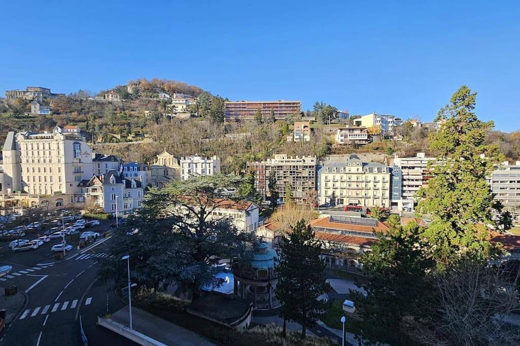Appartement entier, One-Bedroom Apartment in Royat, Parc naturel régional des Volcans d'Auvergne