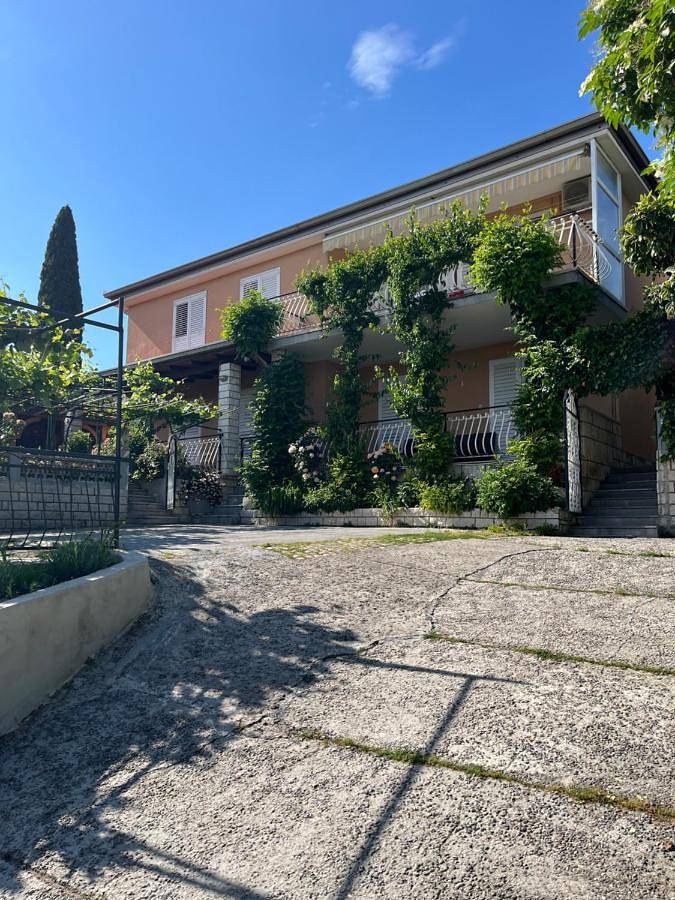 Ferienwohnung für 4 Personen, mit Ausblick und Garten - 1