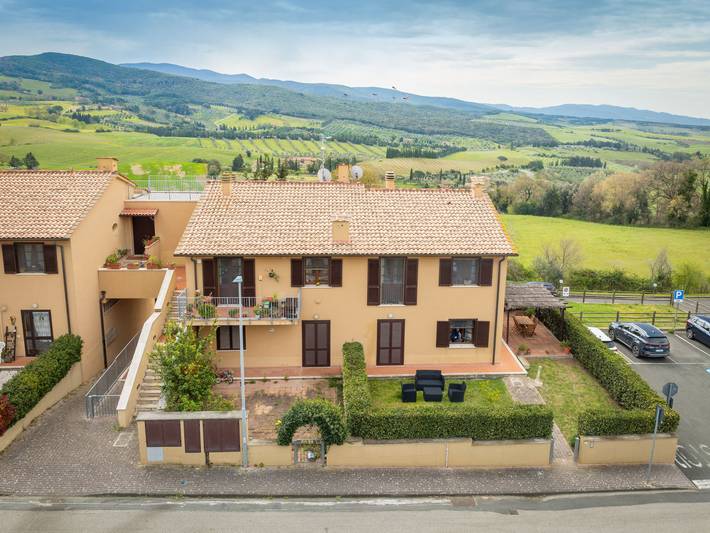Appartamento per 4 persone, con Terrazza e Giardino nonché Panorama a Casale Marittimo