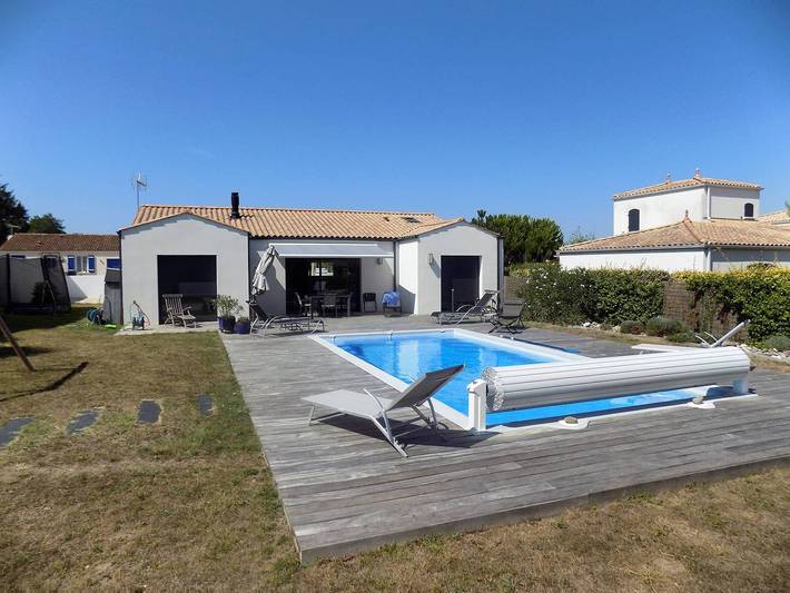 Location de vacances pour 6 personnes, avec piscine ainsi que terrasse et jardin à Meschers-sur-Gironde - 2