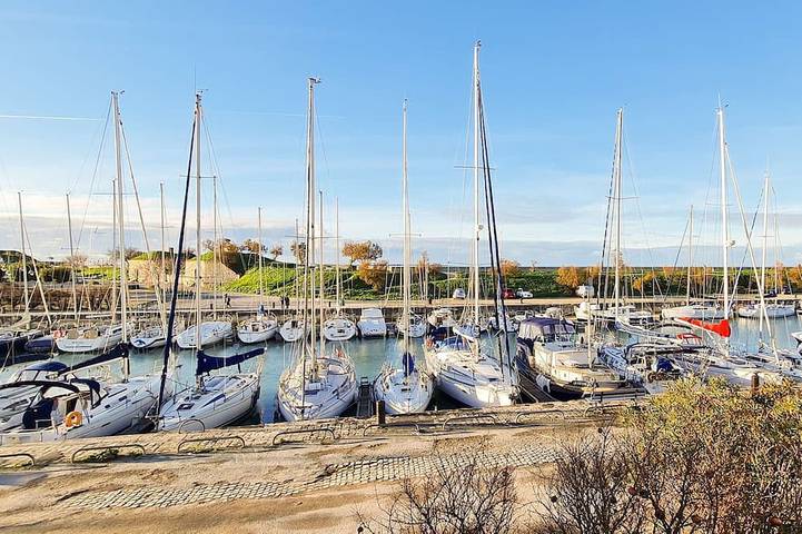 Location de vacances pour 4 personnes, animaux acceptés dans Port De Saint Martin De Re