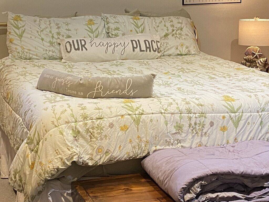 Mother-In-laws unit with Hot Tub, Relax and enjoy! in Grass Valley, Nevada County