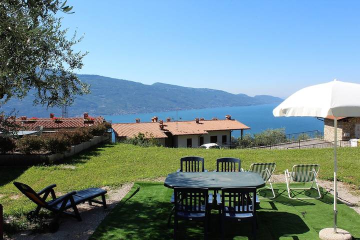 Ferienwohnung für 7 Personen, mit Balkon und Garten sowie Seeblick in Tignale - 3