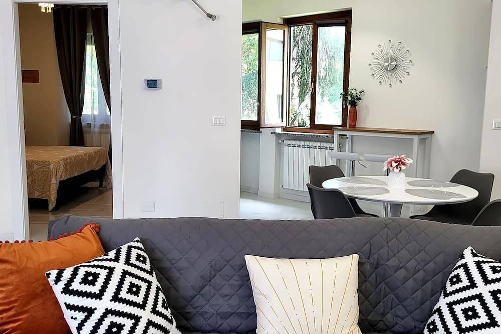 Entire apartment, Casa Faul con parcheggio a pagamento fronte casa e gratuito a 200m - No Ztl in Viterbo, Viterbo Province