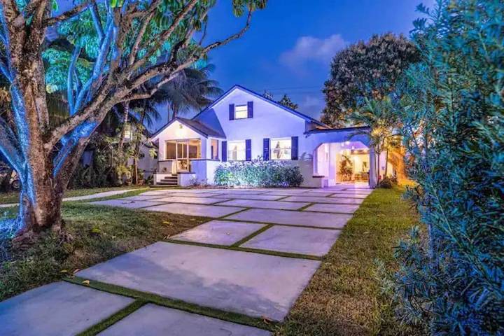 Casa vacacional para 10 personas, con terraza y jardín en Florida