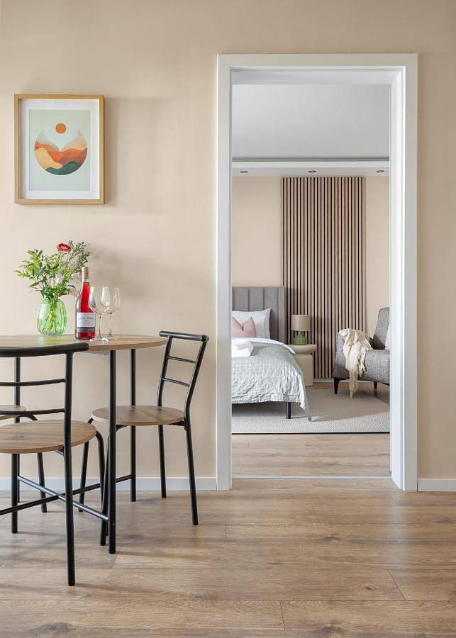 Gîte pour 2 personnes, avec jardin à Eger