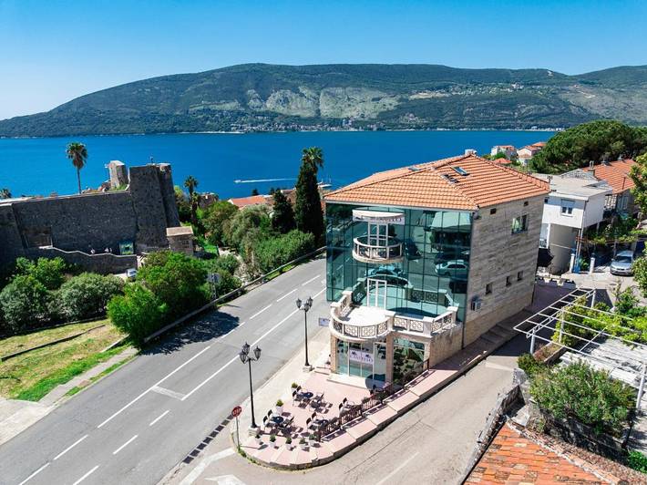Hôtel pour 2 personnes, avec vue ainsi que terrasse et jardin