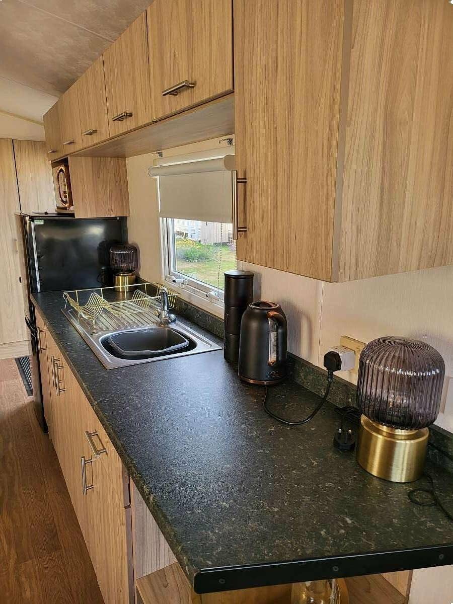 Lyons Winkups and Primrose - Holiday Accommodation 15610 in Towyn, Conwy und Umgebung