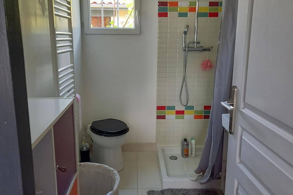 Entire apartment, Appartement Avec Terrasse in Caudéran (Bordeaux), Bordeaux