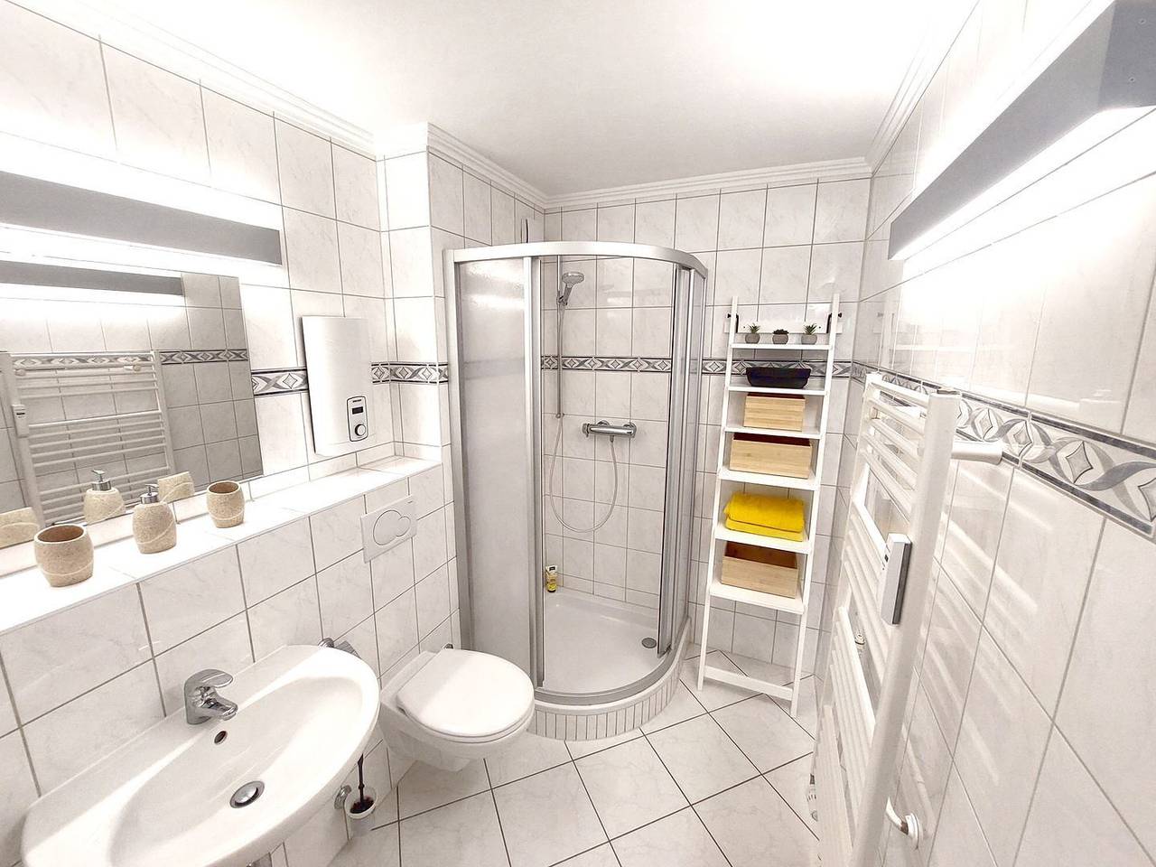 Ganze Wohnung, Ein-Zimmer-Appartement mit traumhaftem Meerblick direkt am Strandübergang in Wenningstedt, Sylt