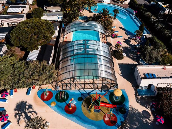 Camping pour 6 personnes, avec Terrasse et Piscine à Saint-Georges-d'Oléron