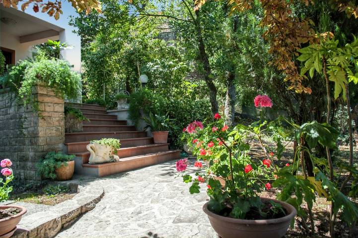 Casa de vacaciones para 9 personas, con vistas al lago y jardín - 1