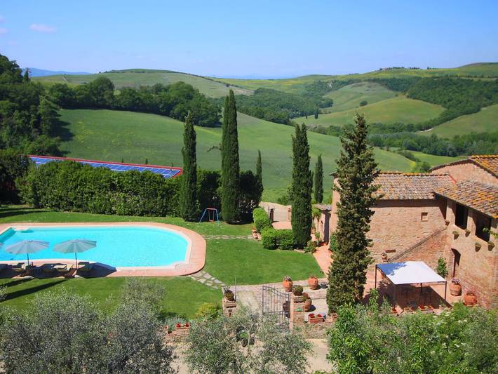 Agriturismo per 4 persone, con Terrazza e Giardino nonché Piscina in Val d’Orcia
