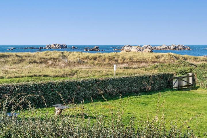 Location de vacances pour 6 personnes, avec jardin, adapté aux familles à Kerlouan - 2